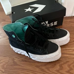 Platform Converse
